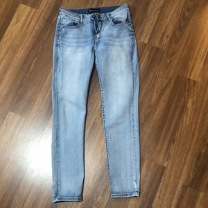 Straight leg blue jeans